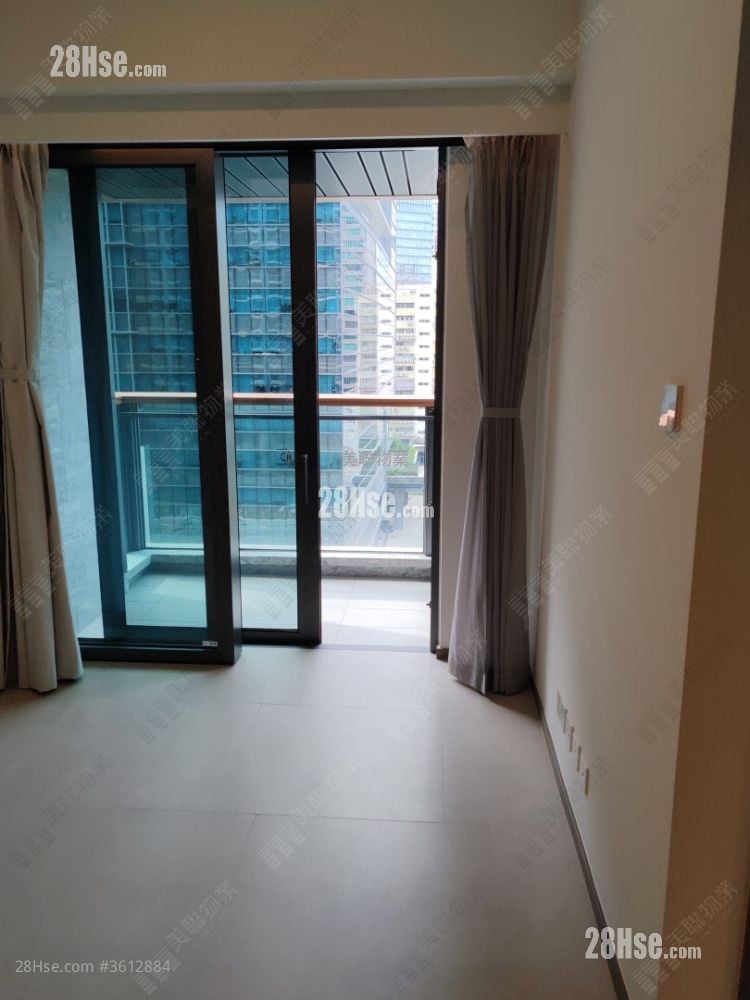 Cullinan Sky Rental 437 ft² Cullinan Sky Rental 437 ft²