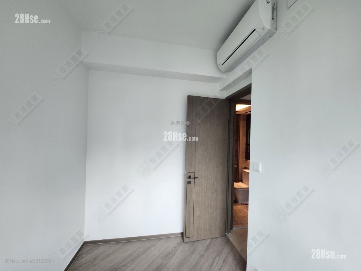 Cullinan Sky Rental 2 Bedrooms , 1 Bathroom 477 ft² Cullinan Sky Rental 2 Bedrooms , 1 Bathroom 477 ft²