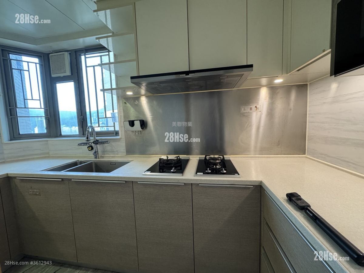 Parc City Rental 3 Bedrooms , 2 Bathrooms 801 ft² Parc City Rental 3 Bedrooms , 2 Bathrooms 801 ft²