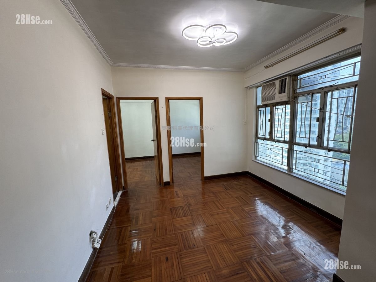 荃湾花园 售盘 2 房 , 1 浴室 376 平方尺 荃湾花园 售盘 2 房 , 1 浴室 376 平方尺