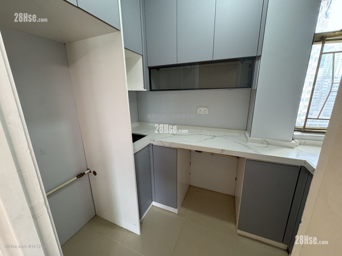 荃湾花园 售盘 2 房 , 1 浴室 376 平方尺 荃湾花园 售盘 2 房 , 1 浴室 376 平方尺