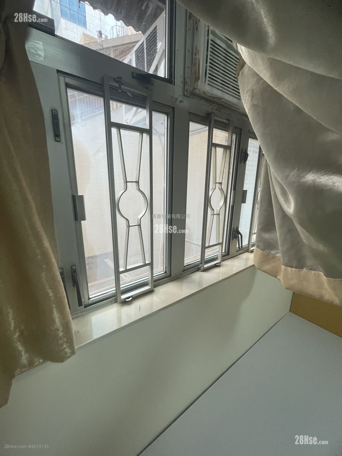 单幢楼房 租盘 开放式间隔 , 1 浴室 140 平方尺 单幢楼房 租盘 开放式间隔 , 1 浴室 140 平方尺