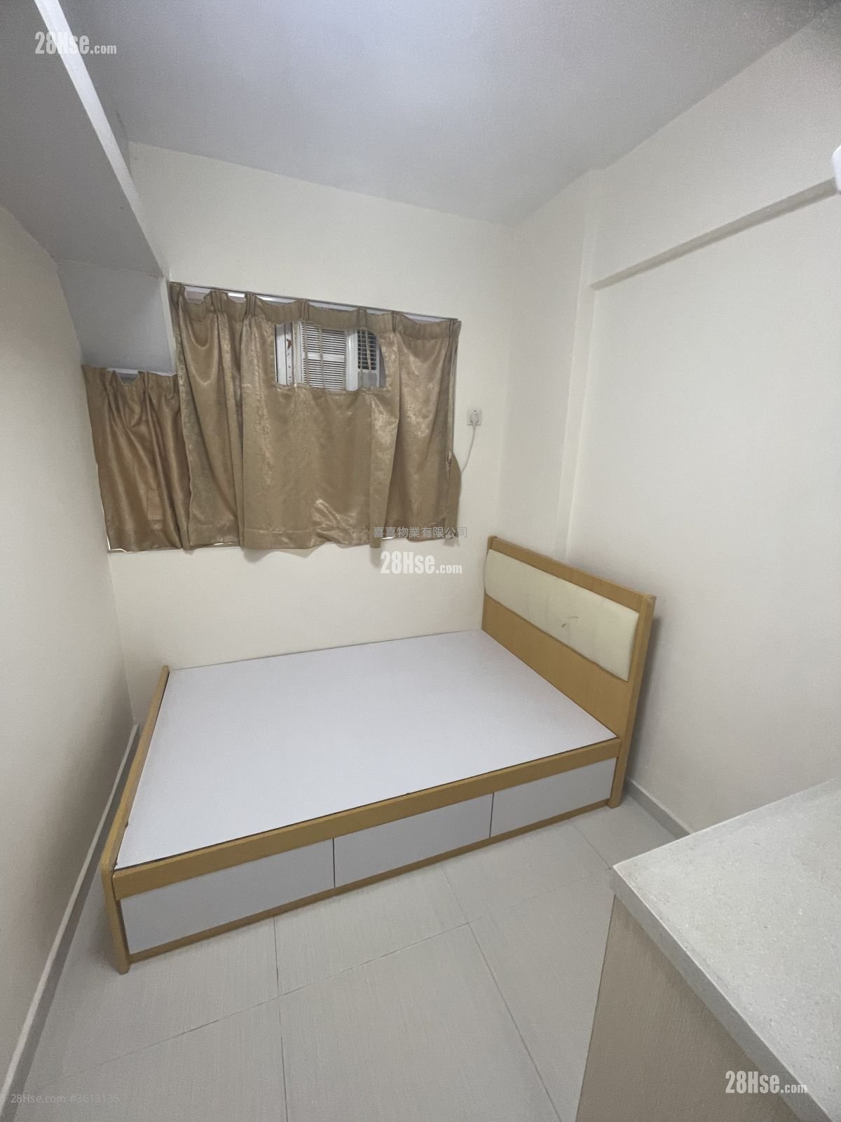 单幢楼房 租盘 开放式间隔 , 1 浴室 140 平方尺 单幢楼房 租盘 开放式间隔 , 1 浴室 140 平方尺