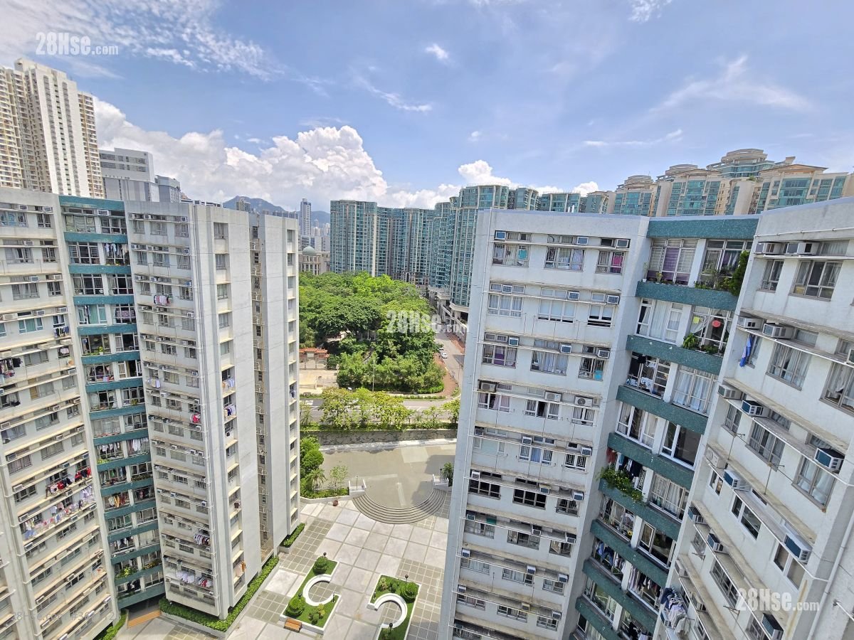 Whampoa Garden Sell 4 Bedrooms , 2 Bathrooms 797 ft²