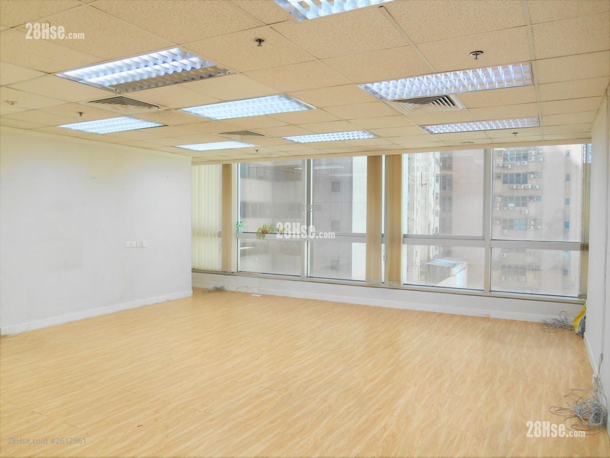 Yen Sheng Centre Sell 1 Bedroom 776 ft²