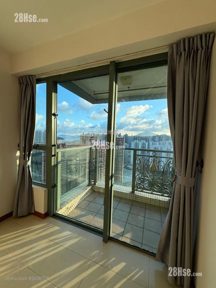 Residence Oasis Rental 2 Bedrooms , 1 Bathroom 490 ft²