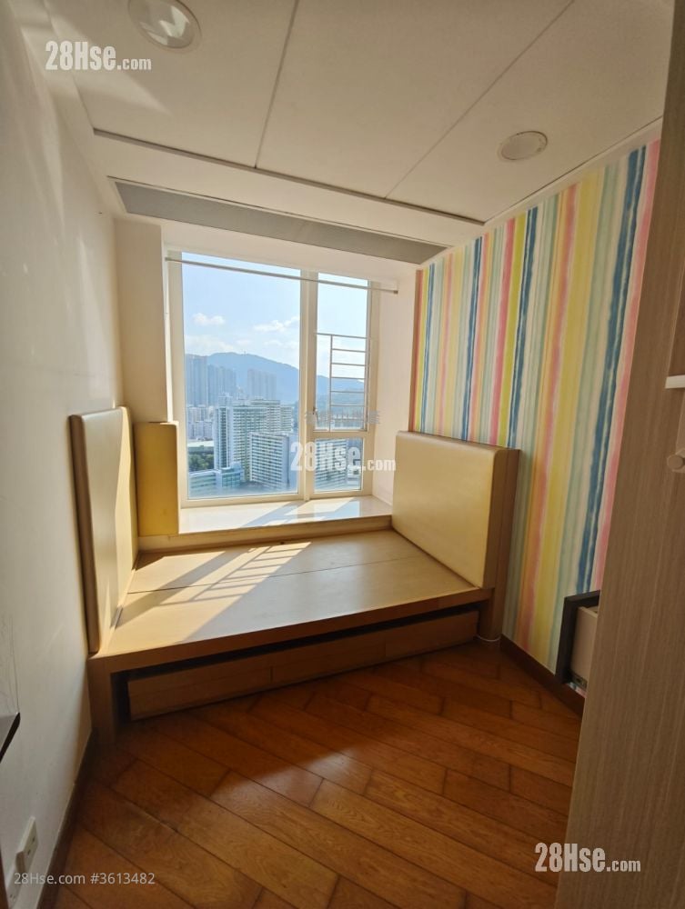 Peak One Sell 4 Bedrooms , 4 Bathrooms 1,380 ft² Peak One Sell 4 Bedrooms , 4 Bathrooms 1,380 ft²