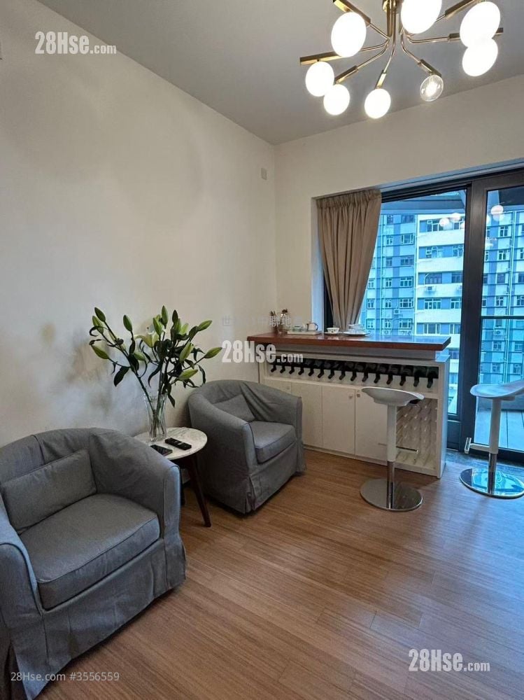 Arezzo Sell 3 Bedrooms , 2 Bathrooms 911 ft² Arezzo Sell 3 Bedrooms , 2 Bathrooms 911 ft²