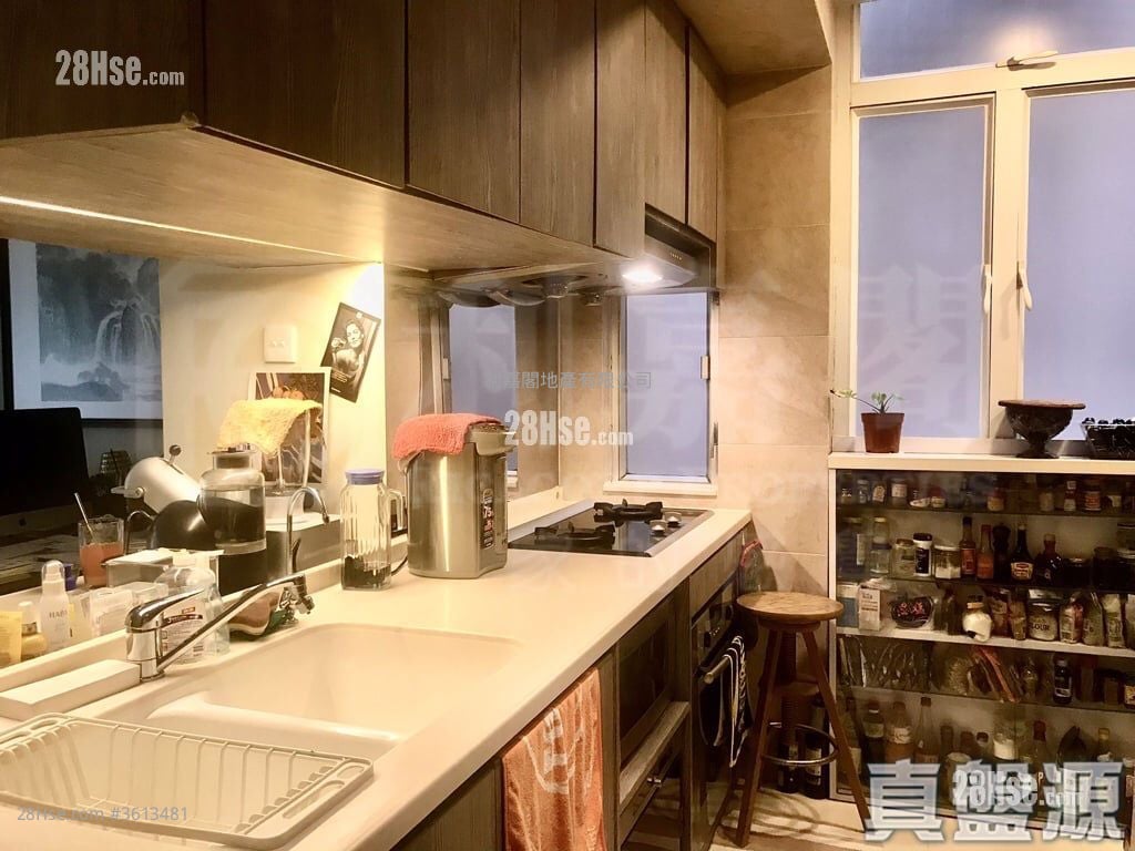 寶馬臺 售盤 3 房 , 2 浴室 728 平方呎 寶馬臺 售盤 3 房 , 2 浴室 728 平方呎