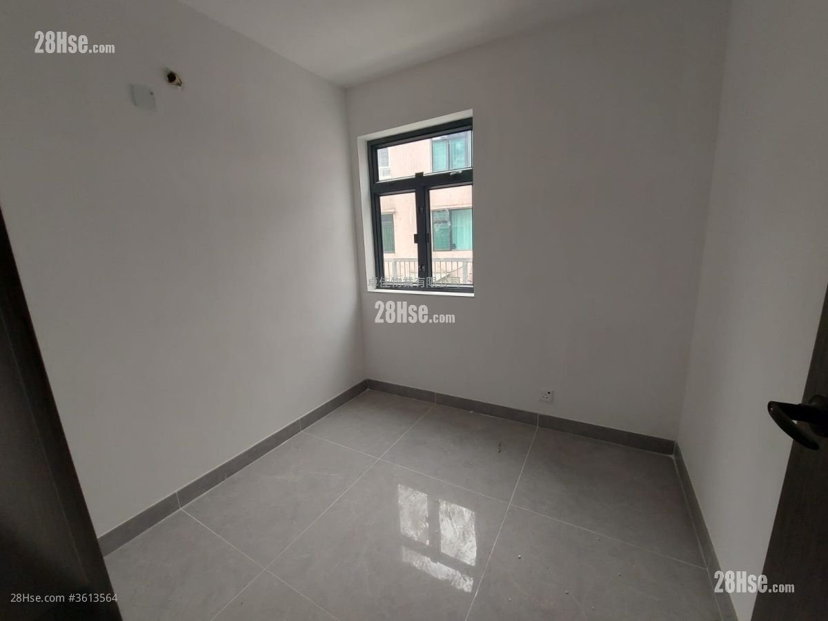 Village Sell 3 Bedrooms , 2 Bathrooms Village Sell 3 Bedrooms , 2 Bathrooms