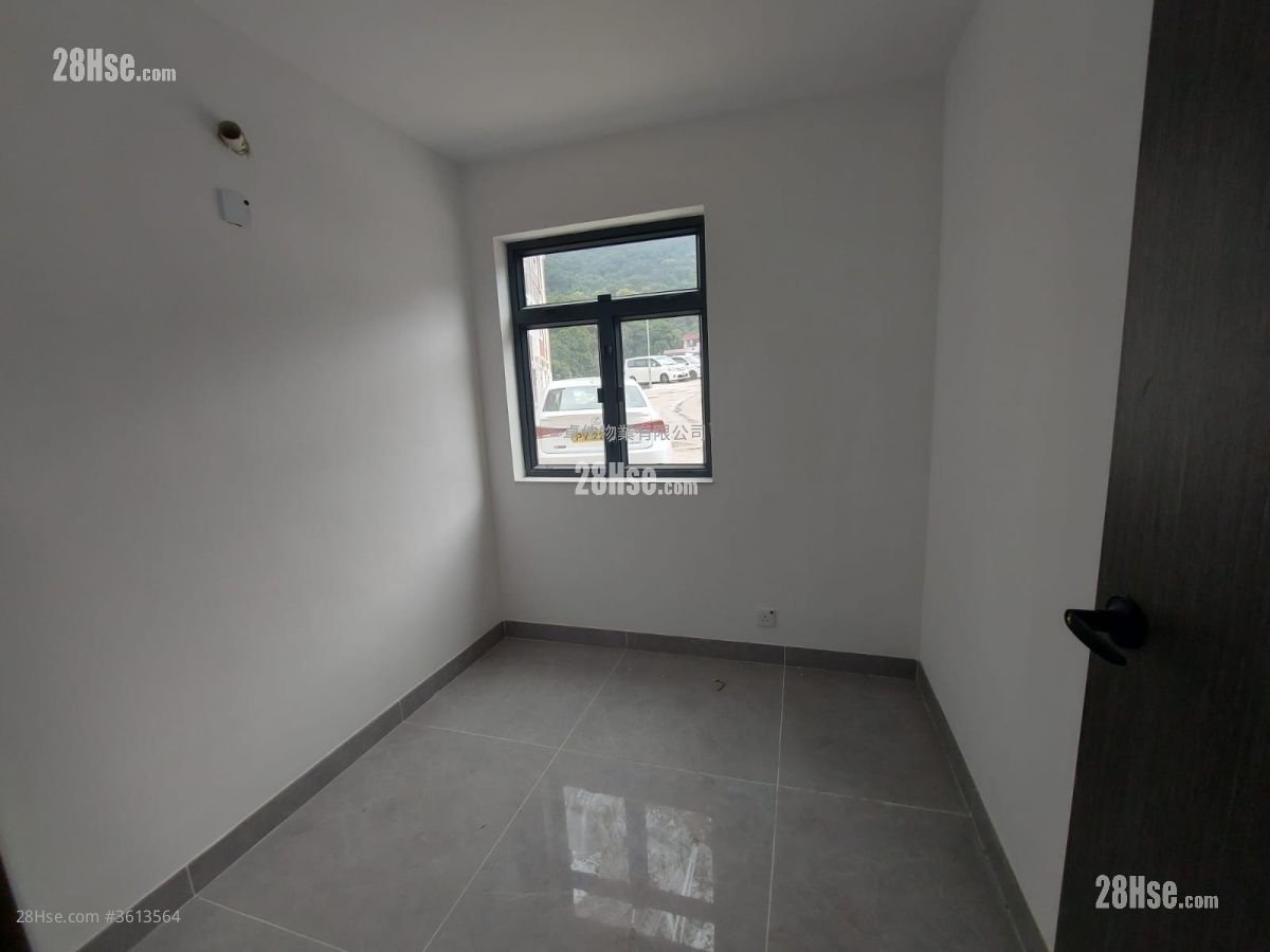 Village Sell 3 Bedrooms , 2 Bathrooms Village Sell 3 Bedrooms , 2 Bathrooms