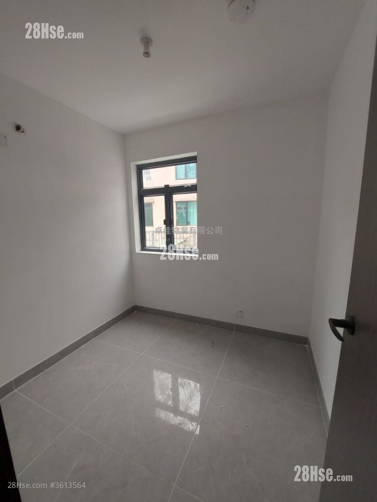 Village Sell 3 Bedrooms , 2 Bathrooms Village Sell 3 Bedrooms , 2 Bathrooms