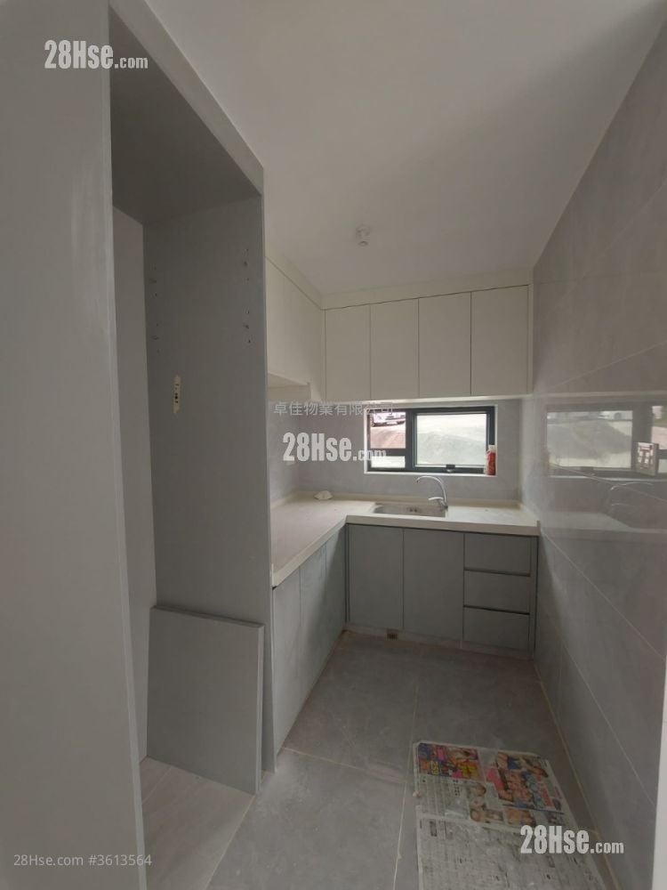 Village Sell 3 Bedrooms , 2 Bathrooms Village Sell 3 Bedrooms , 2 Bathrooms