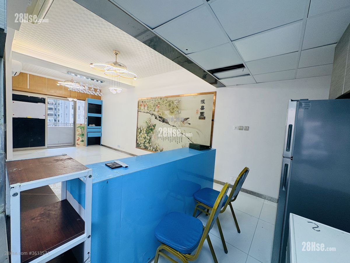 Gallant House Sell 3 Bedrooms , 3 Bathrooms 912 ft² Gallant House Sell 3 Bedrooms , 3 Bathrooms 912 ft²