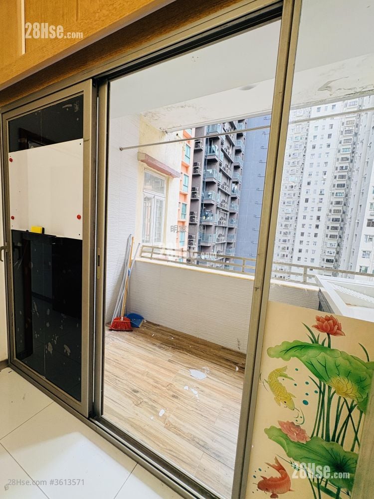 Gallant House Sell 3 Bedrooms , 3 Bathrooms 912 ft² Gallant House Sell 3 Bedrooms , 3 Bathrooms 912 ft²