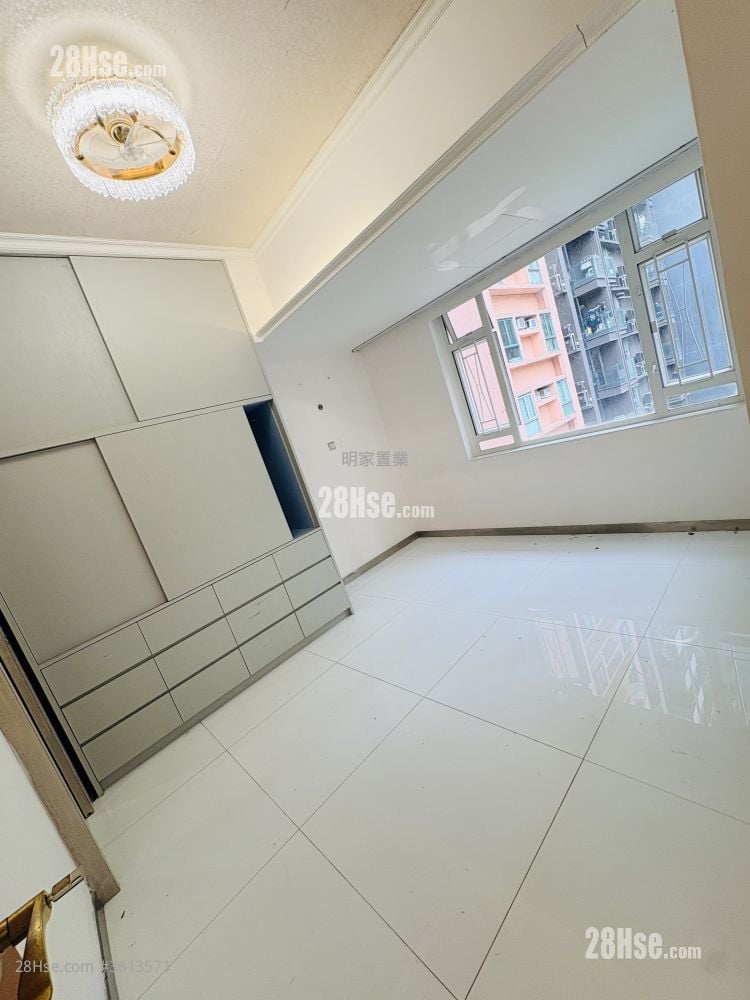 Gallant House Sell 3 Bedrooms , 3 Bathrooms 912 ft² Gallant House Sell 3 Bedrooms , 3 Bathrooms 912 ft²