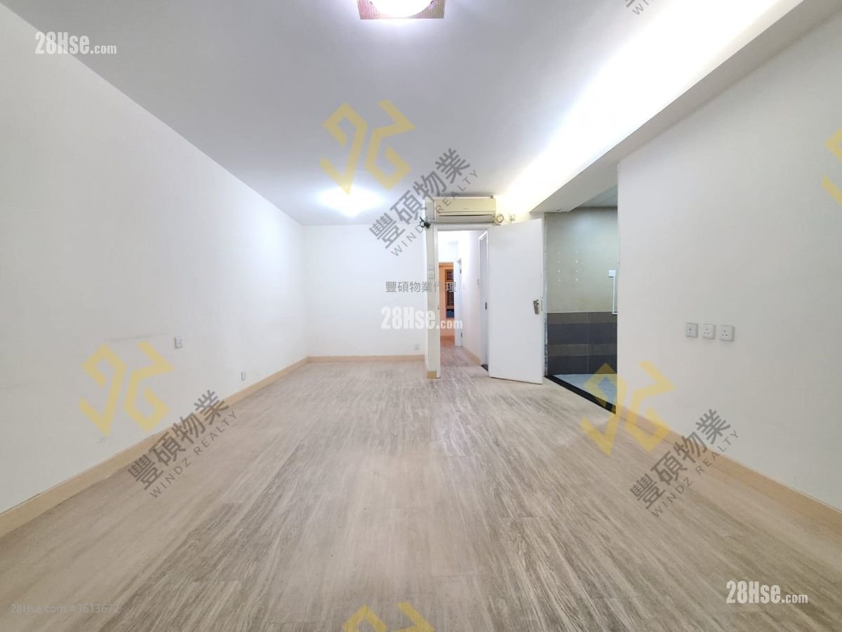 村屋 租盤 3 房 , 1 浴室 700 平方呎 村屋 租盤 3 房 , 1 浴室 700 平方呎