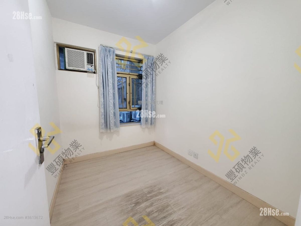 村屋 租盤 3 房 , 1 浴室 700 平方呎 村屋 租盤 3 房 , 1 浴室 700 平方呎