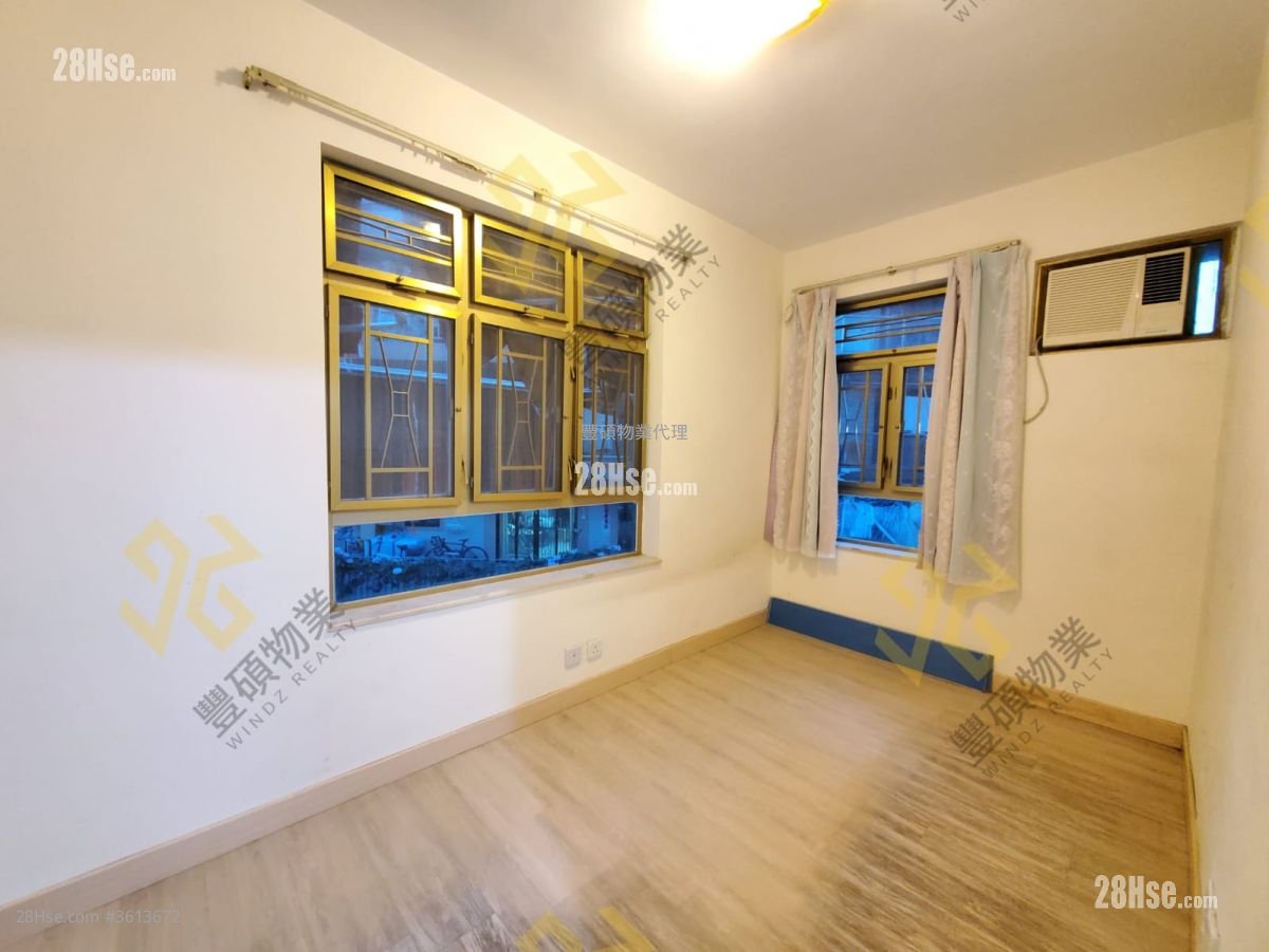 村屋 租盤 3 房 , 1 浴室 700 平方呎 村屋 租盤 3 房 , 1 浴室 700 平方呎