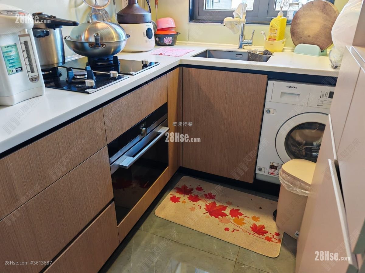 厨房: 朗城滙 售盘 3 房 , 2 浴室 689 平方尺 厨房: 朗城滙 售盘 3 房 , 2 浴室 689 平方尺