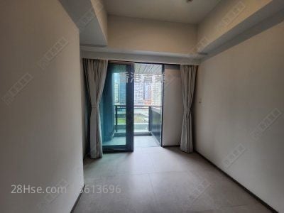 Cullinan Sky Rental 236 ft² Cullinan Sky Rental 236 ft²