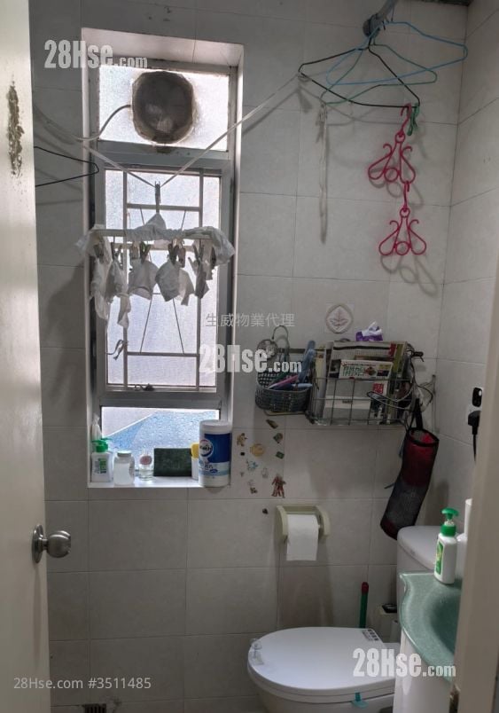 富安花园 售盘 3 房 , 1 浴室 592 平方尺 富安花园 售盘 3 房 , 1 浴室 592 平方尺