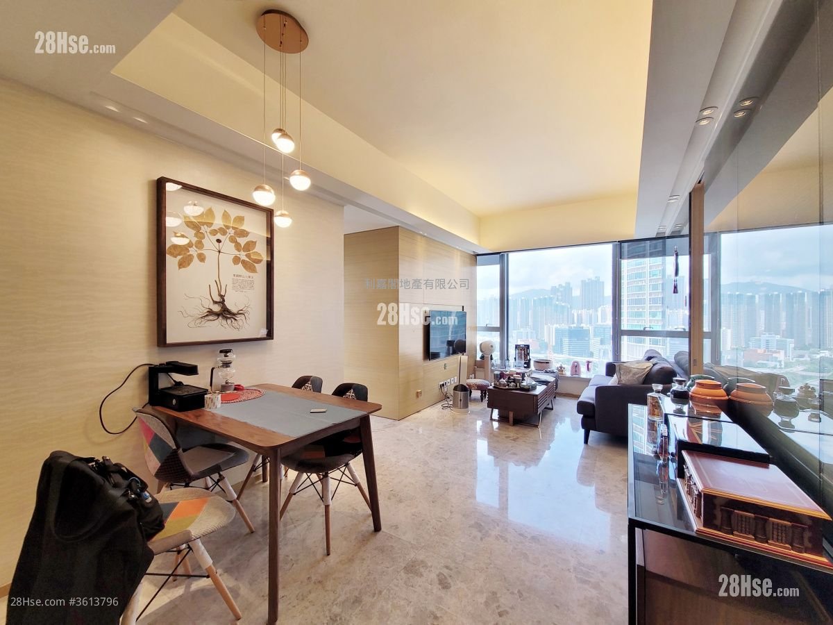 The Cullinan Sell 3 Bedrooms , 2 Bathrooms 872 ft² The Cullinan Sell 3 Bedrooms , 2 Bathrooms 872 ft²