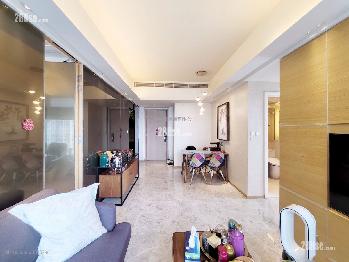 The Cullinan Sell 3 Bedrooms , 2 Bathrooms 872 ft² The Cullinan Sell 3 Bedrooms , 2 Bathrooms 872 ft²