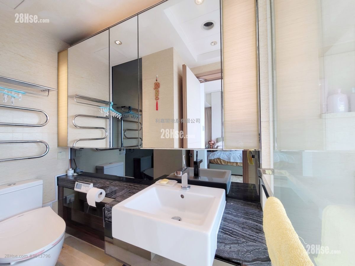 The Cullinan Sell 3 Bedrooms , 2 Bathrooms 872 ft² The Cullinan Sell 3 Bedrooms , 2 Bathrooms 872 ft²