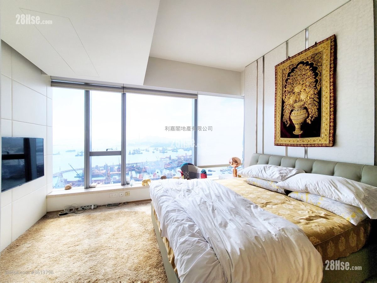 The Cullinan Sell 3 Bedrooms , 2 Bathrooms 872 ft² The Cullinan Sell 3 Bedrooms , 2 Bathrooms 872 ft²