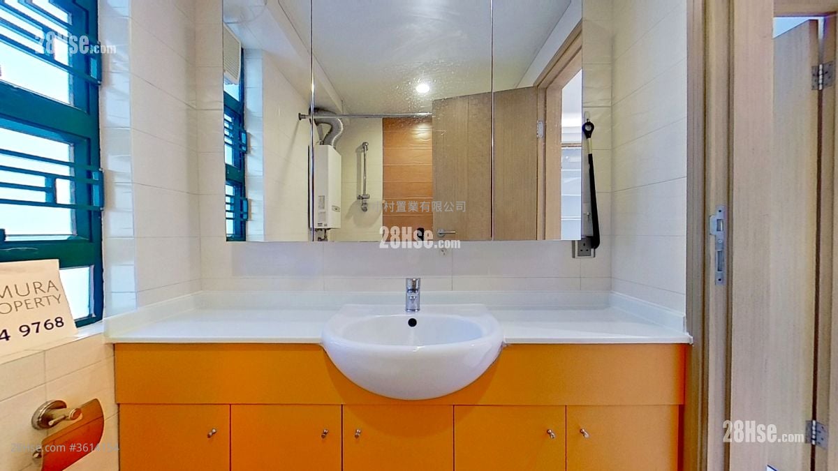 浴室: 聚文楼 租盘 2 房 , 1 浴室 598 平方尺 浴室: 聚文楼 租盘 2 房 , 1 浴室 598 平方尺