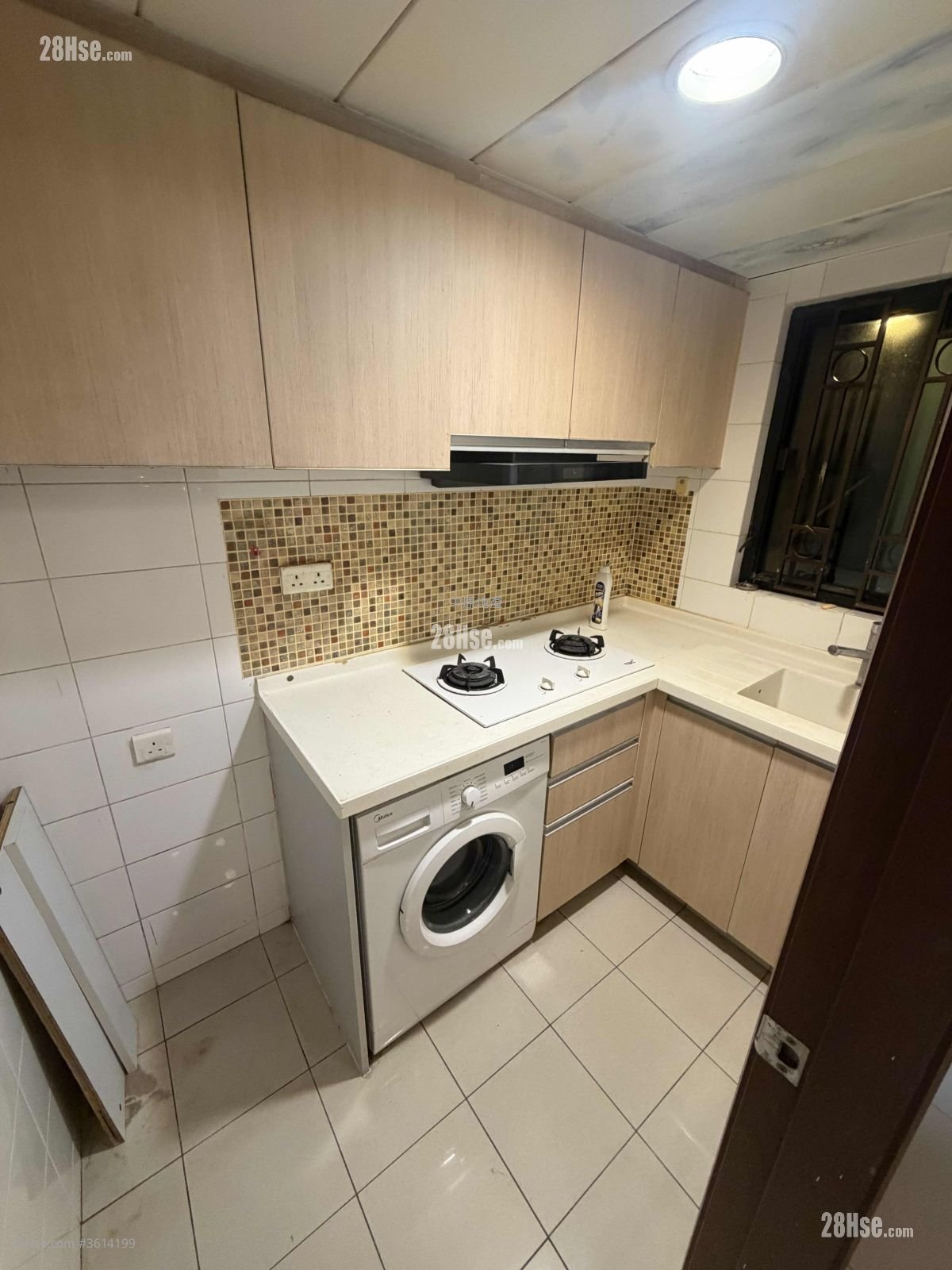 Royal Green Rental 2 Bedrooms , 1 Bathroom 398 ft² Royal Green Rental 2 Bedrooms , 1 Bathroom 398 ft²