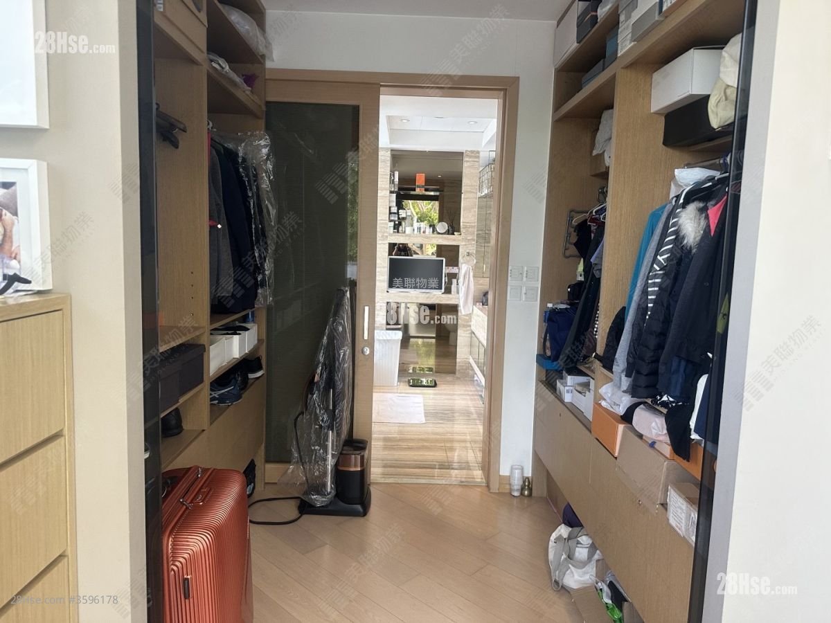 天峦 售盘 4 房 1,818 平方尺 天峦 售盘 4 房 1,818 平方尺