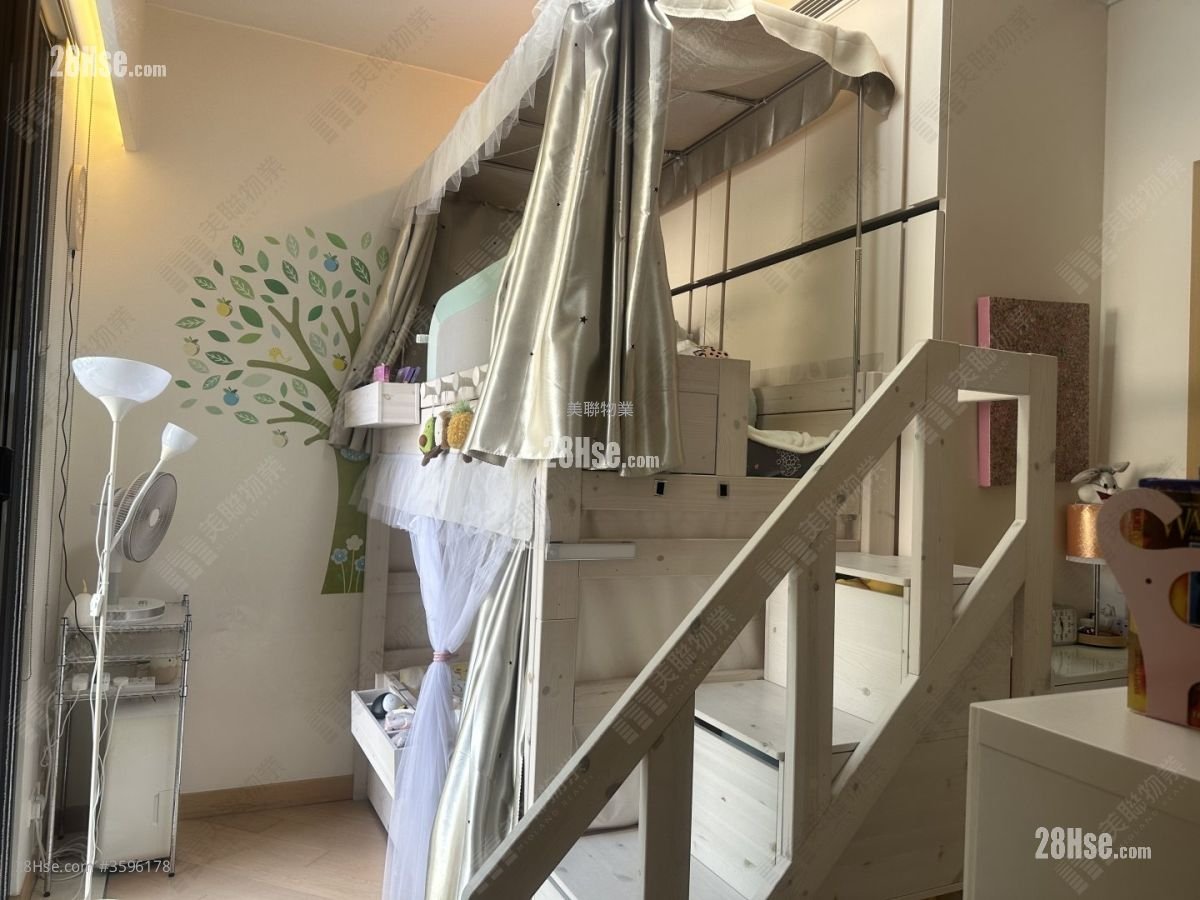 天峦 售盘 4 房 1,818 平方尺 天峦 售盘 4 房 1,818 平方尺