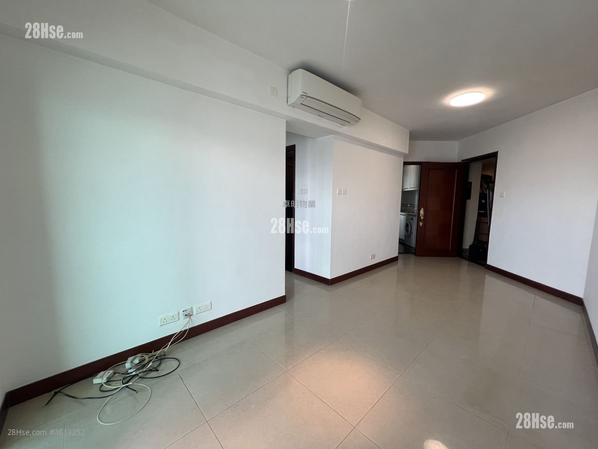 The Merton Rental 3 Bedrooms , 2 Bathrooms 663 ft² The Merton Rental 3 Bedrooms , 2 Bathrooms 663 ft²