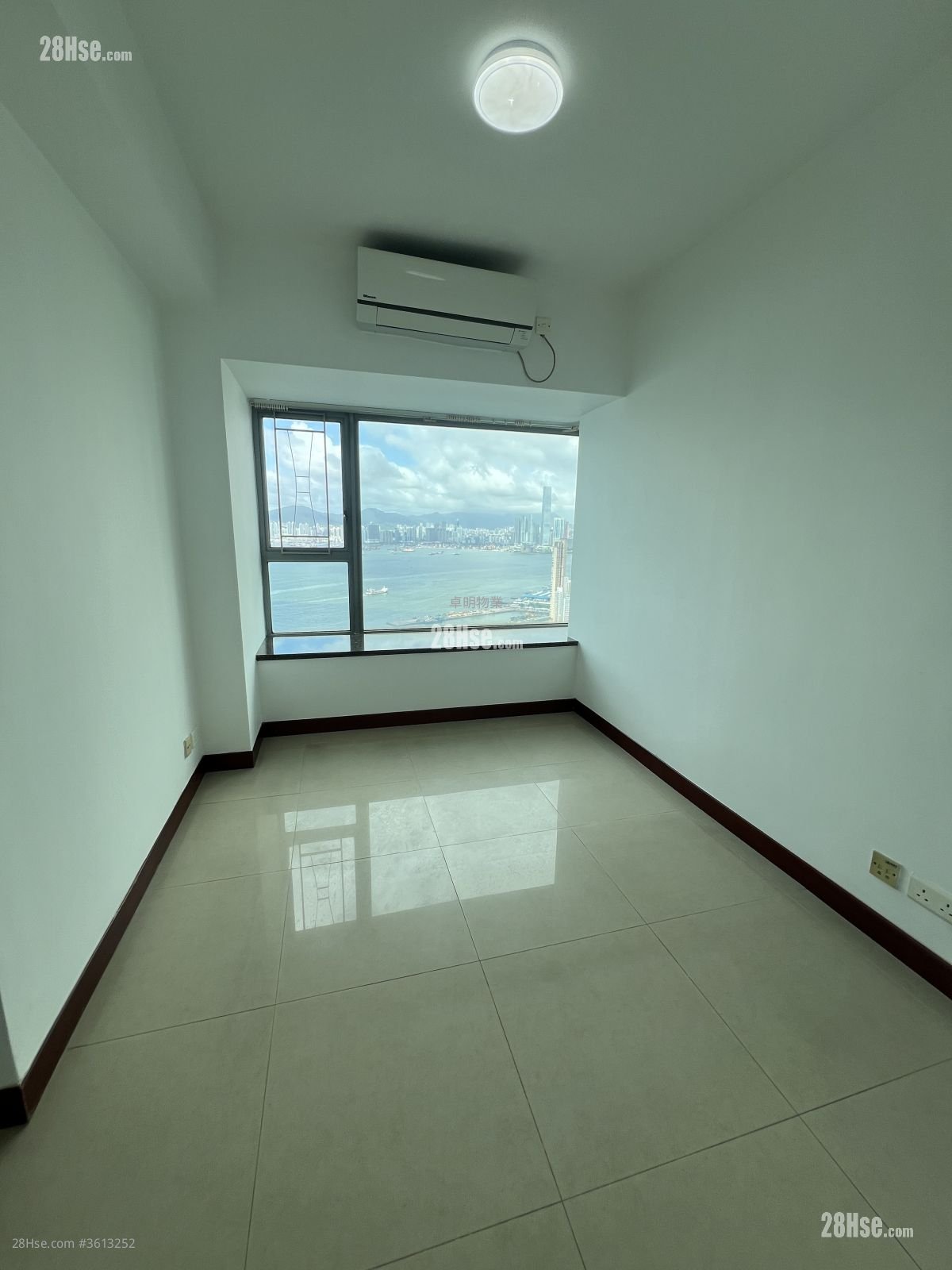 The Merton Rental 3 Bedrooms , 2 Bathrooms 663 ft² The Merton Rental 3 Bedrooms , 2 Bathrooms 663 ft²
