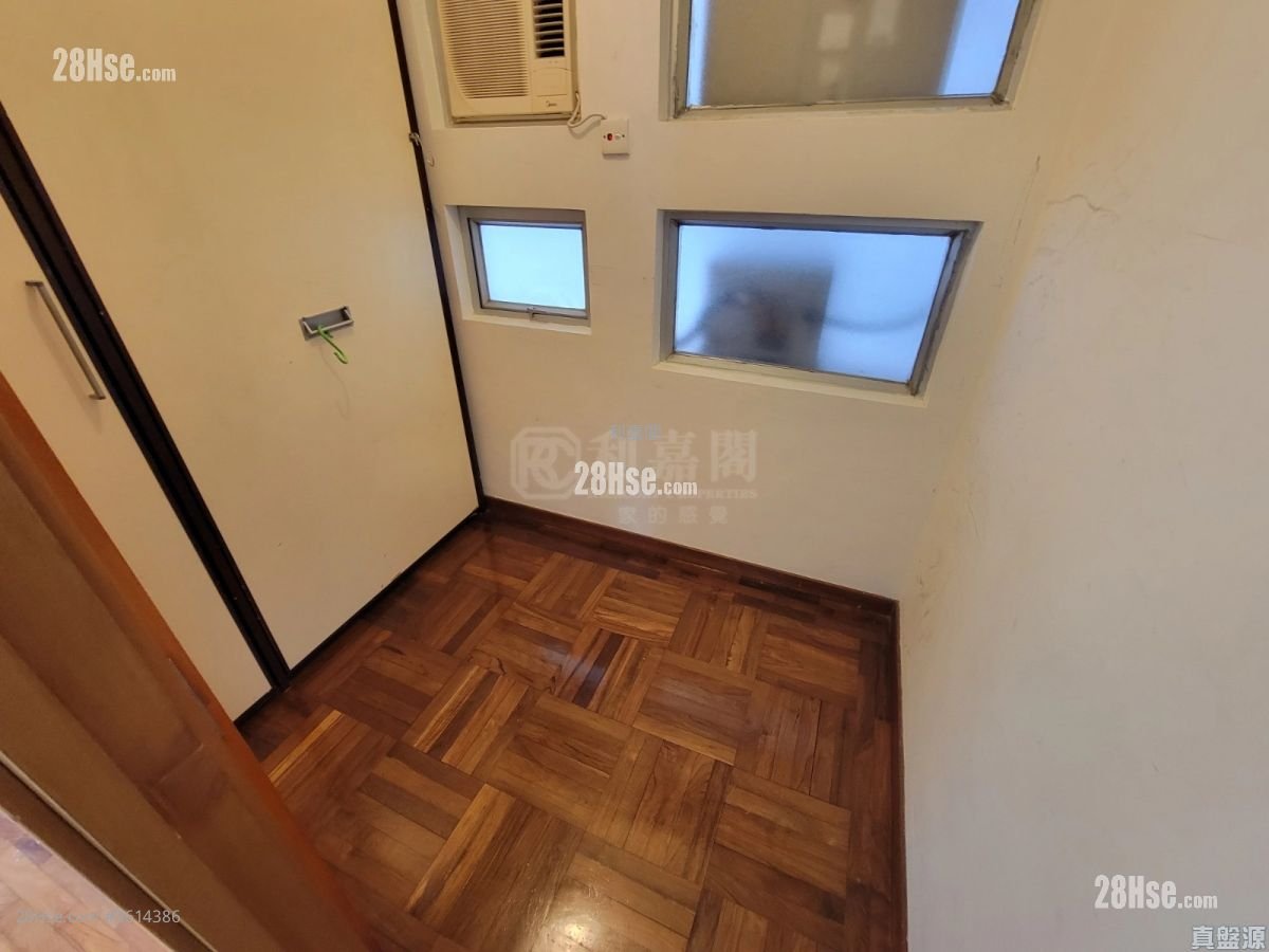 Metro Harbour View Rental 4 Bedrooms , 2 Bathrooms 608 ft² Metro Harbour View Rental 4 Bedrooms , 2 Bathrooms 608 ft²