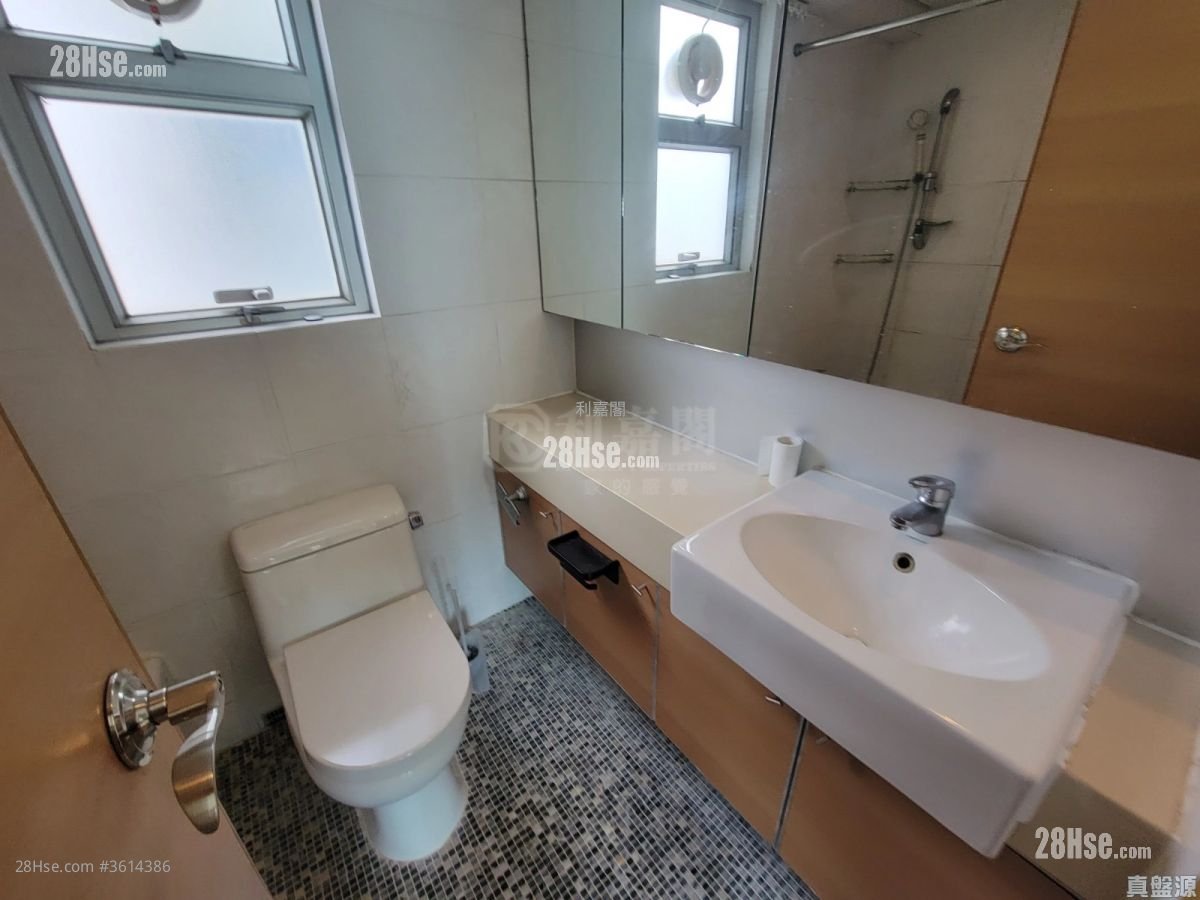 Metro Harbour View Rental 4 Bedrooms , 2 Bathrooms 608 ft² Metro Harbour View Rental 4 Bedrooms , 2 Bathrooms 608 ft²
