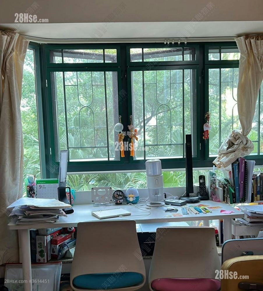 翠韵华庭 售盘 3 房 , 2 浴室 696 平方尺 翠韵华庭 售盘 3 房 , 2 浴室 696 平方尺