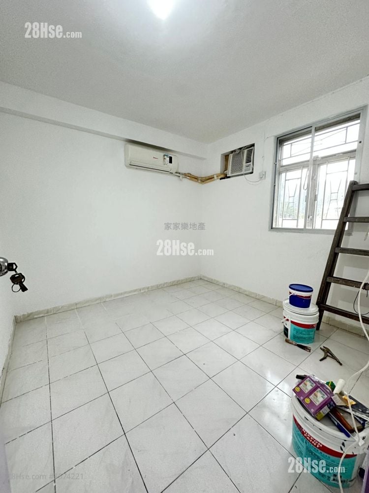 村屋 租盤 1 房 , 1 浴室 300 平方呎 村屋 租盤 1 房 , 1 浴室 300 平方呎