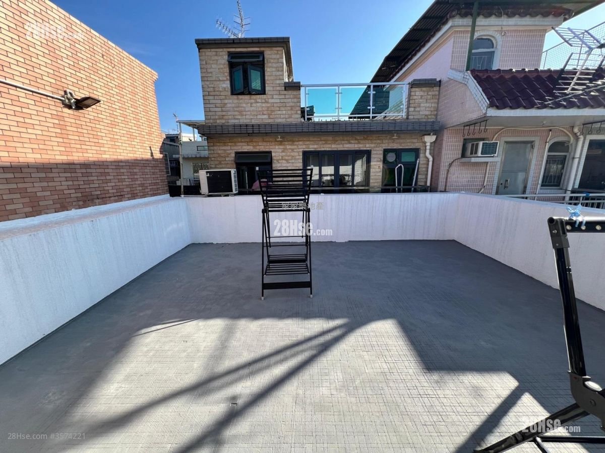 村屋 租盤 1 房 , 1 浴室 300 平方呎 村屋 租盤 1 房 , 1 浴室 300 平方呎