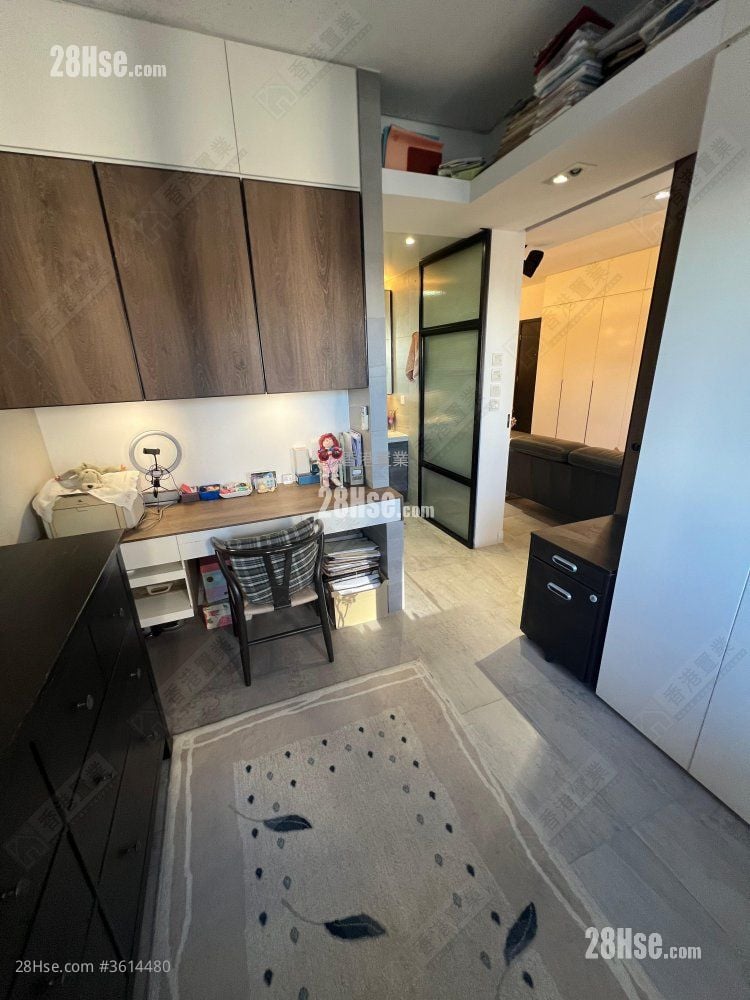 Hilltop Rental 2 Bedrooms , 3 Bathrooms 1,163 ft² Hilltop Rental 2 Bedrooms , 3 Bathrooms 1,163 ft²