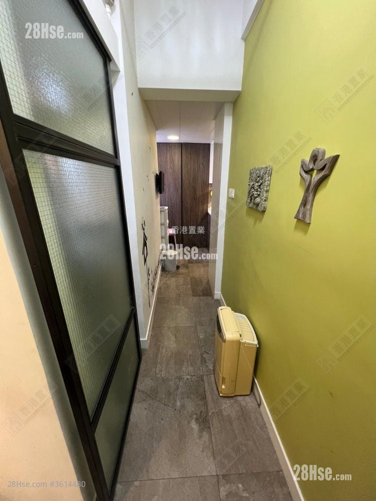 Hilltop Rental 2 Bedrooms , 3 Bathrooms 1,163 ft² Hilltop Rental 2 Bedrooms , 3 Bathrooms 1,163 ft²