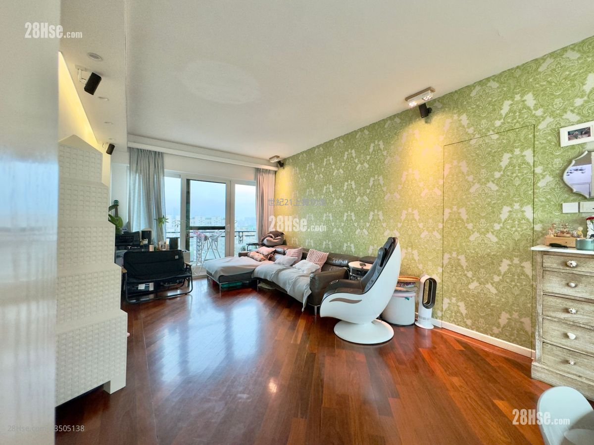 The Palace Rental 3 Bedrooms , 1 Bathroom 1,039 ft²