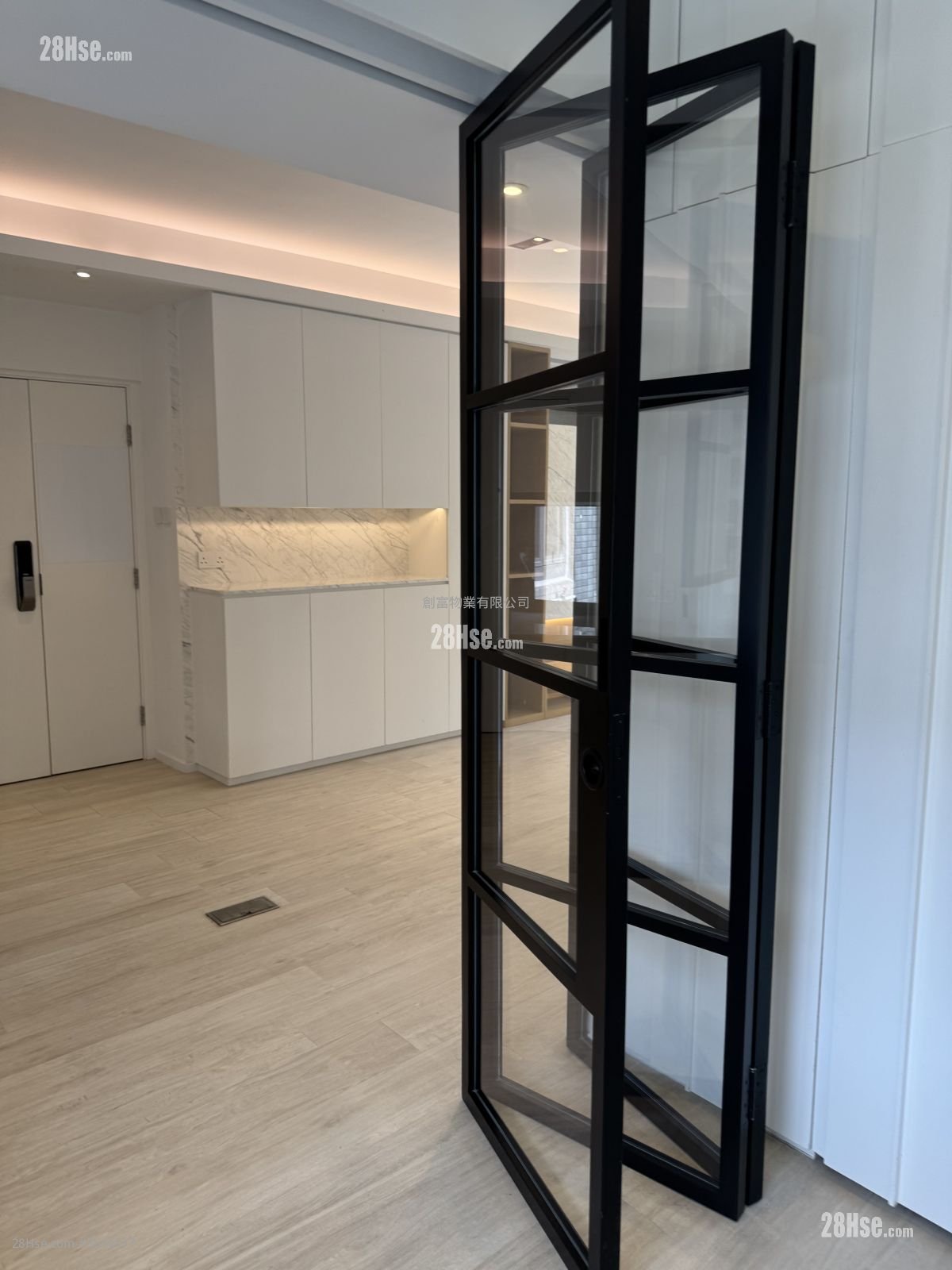 煜康台 租盘 1,001 平方尺 煜康台 租盘 1,001 平方尺