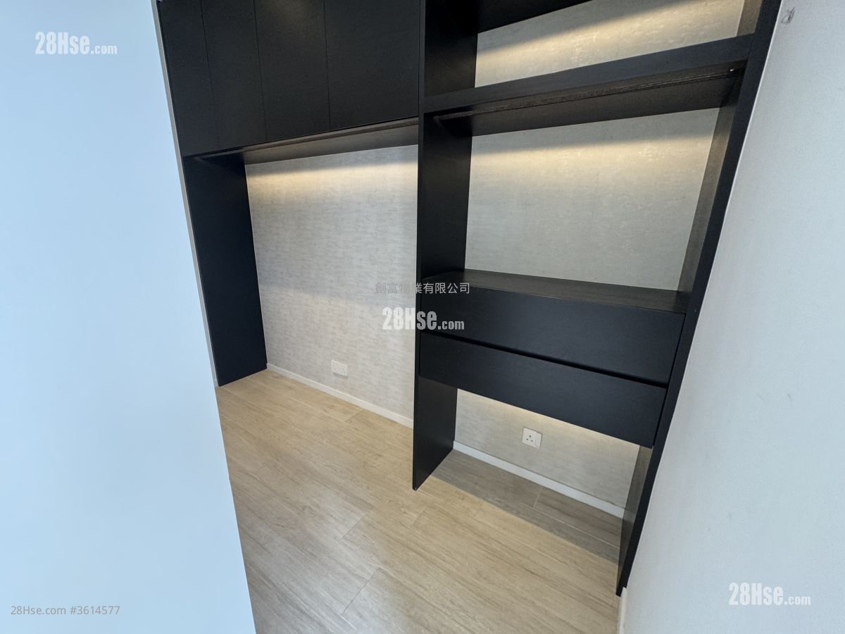 煜康台 租盘 1,001 平方尺 煜康台 租盘 1,001 平方尺