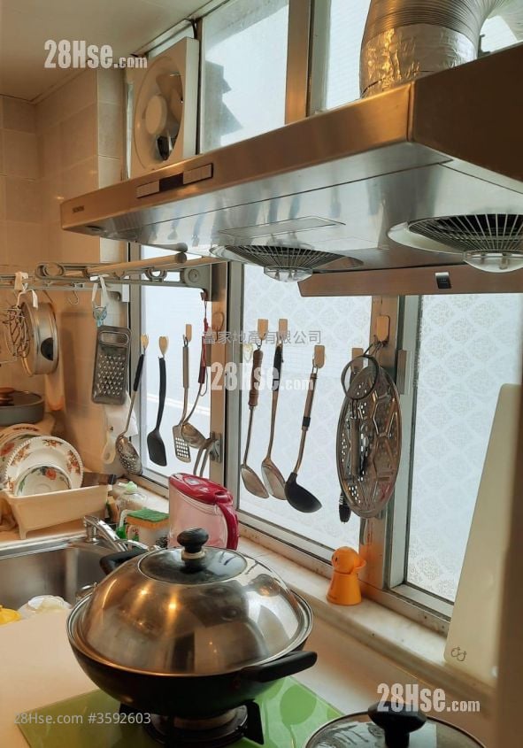 嘉兰大厦 售盘 2 房 , 1 浴室 417 平方尺