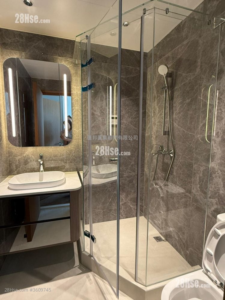 怡晴軒 租盤 4 房 , 4 浴室 1,841 平方呎 怡晴軒 租盤 4 房 , 4 浴室 1,841 平方呎