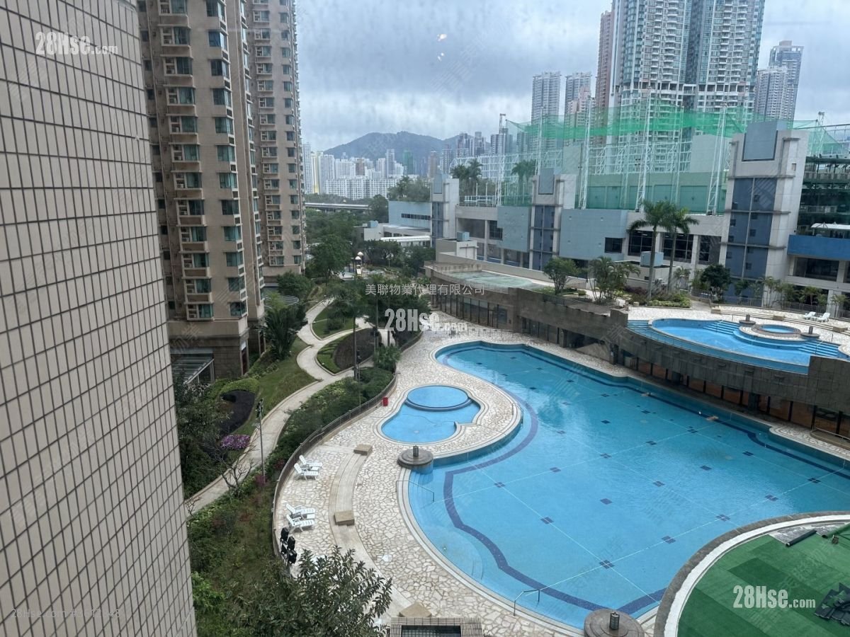 Island Harbourview Rental 2 Bedrooms , 1 Bathroom 457 ft²