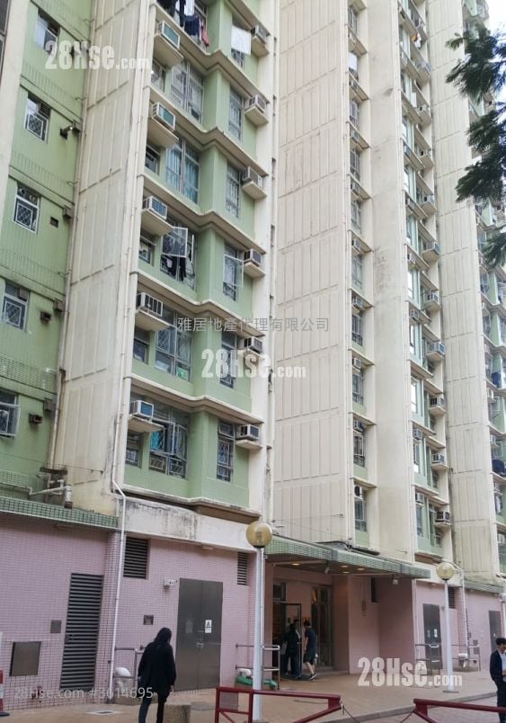 Wo Ming Court Sell 3 Bedrooms , 1 Bathroom 646 ft²